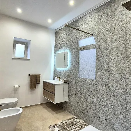 Broken Column Luxury 팔레르모