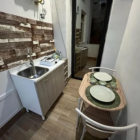 Apartment Broken Column Luxury