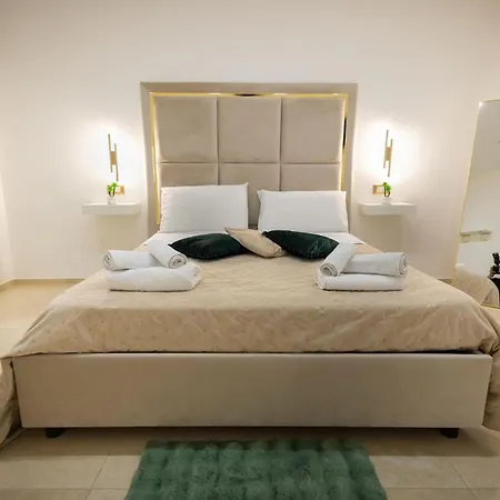 Column Luxury With Jacuzzi Apartment Palermo