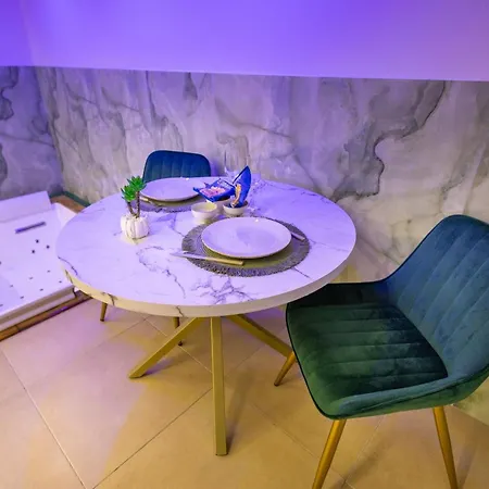 Apartment Column Luxury With Jacuzzi Palermo