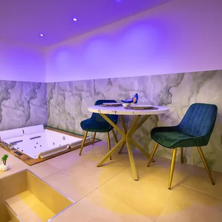 Column Luxury With Jacuzzi Διαμέρισμα Παλέρμο