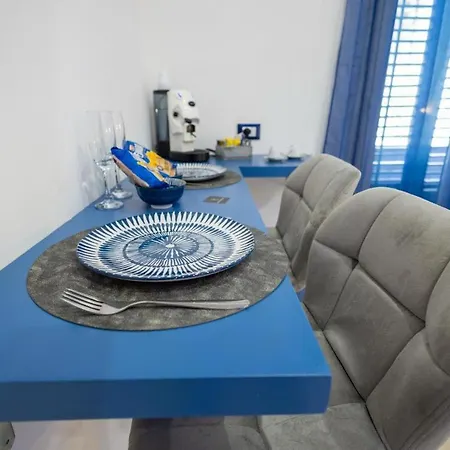 Διαμέρισμα Column Luxury With Jacuzzi Παλέρμο