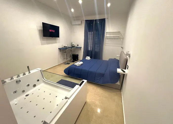 Column Luxury With Jacuzzi *