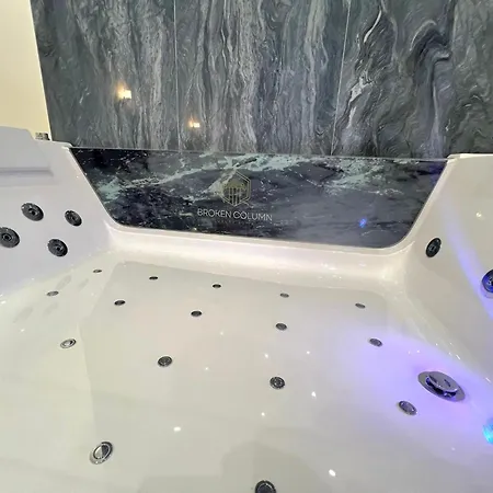 Column Luxury With Jacuzzi 公寓